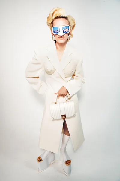 Look 1